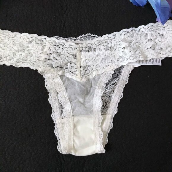 Hanky Panky NWOT Panty and Eye Mask Set Women OS (2-12) - Picture 5 of 12